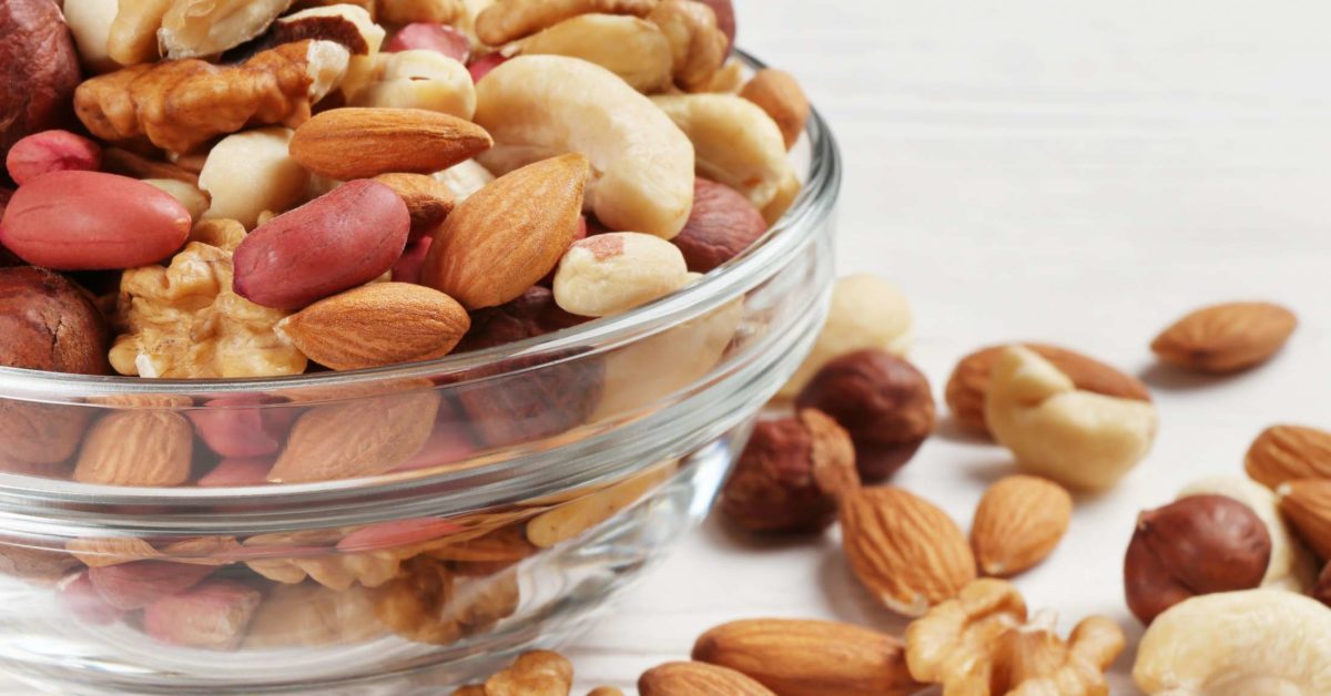 Snacks and type 2 diabetes: Protein, high fiber food, fats, and more